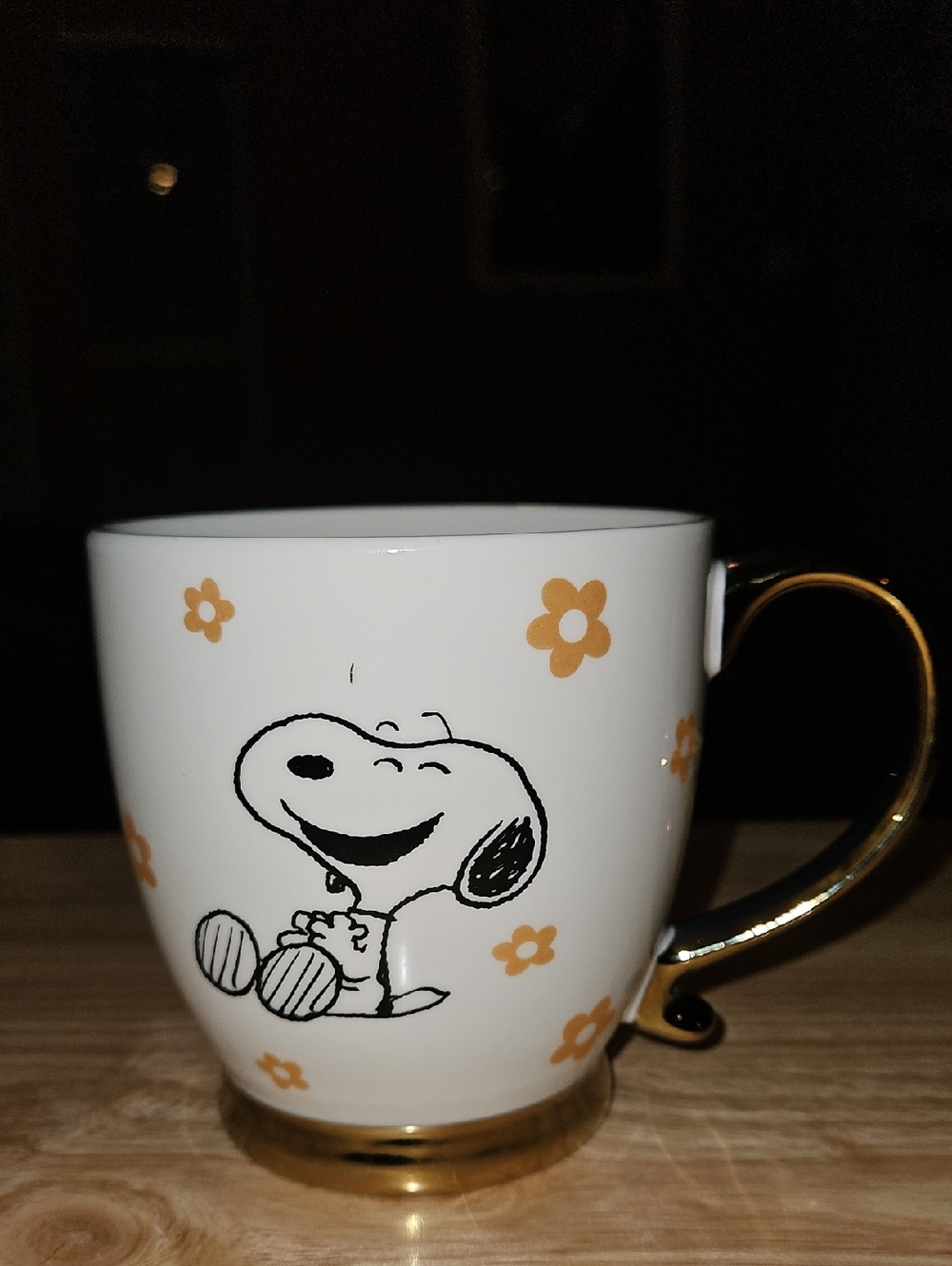 Peanuts White and Gold Snoopy Flower Ceramic Coffee Mug